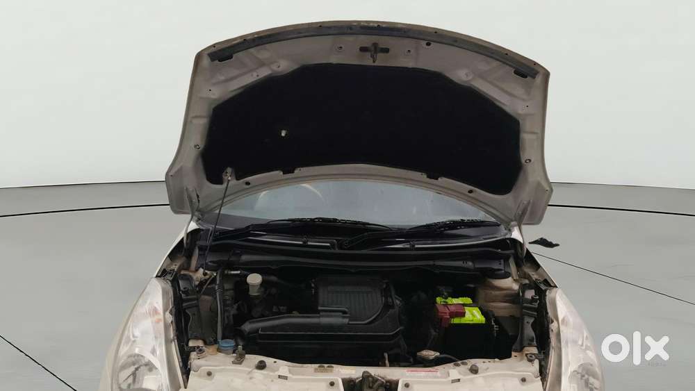 Maruti Suzuki Swift Vxi, 2015, Petrol