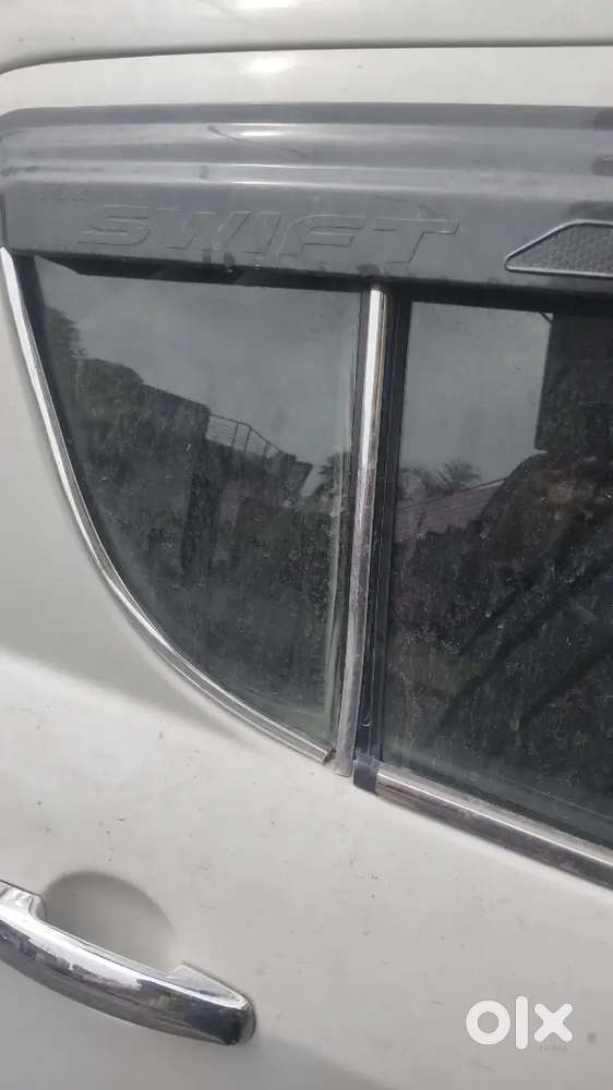 Maruti Suzuki Swift 2012 Diesel 95000 Km Driven