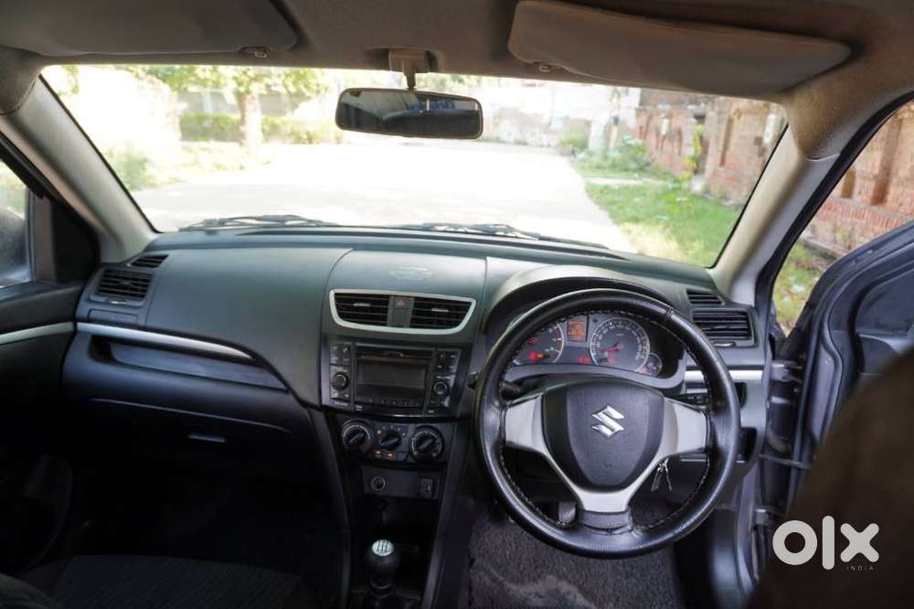 Maruti Suzuki Swift Vxi Abs Bsiv, 2016, Petrol