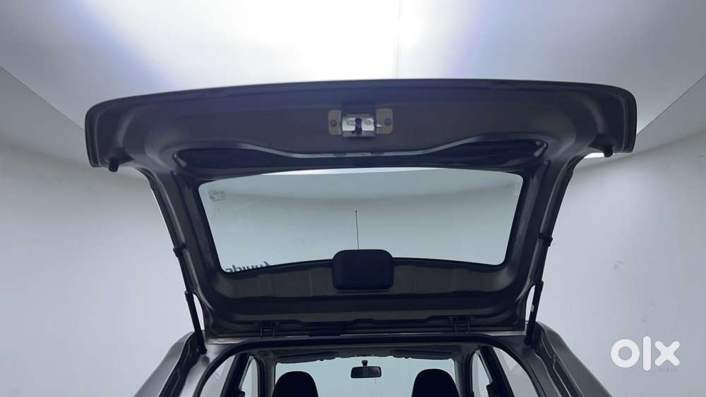 Datsun Redigo T Option, 2017, Petrol