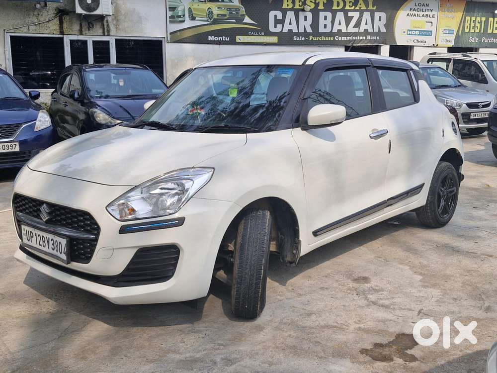 Maruti Suzuki Swift Vxi + Manual, 2024, Petrol