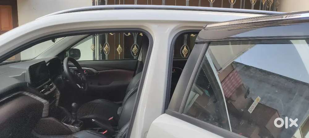 Maruti Suzuki Grand Vitara 2025 Petrol 1100 Km Driven