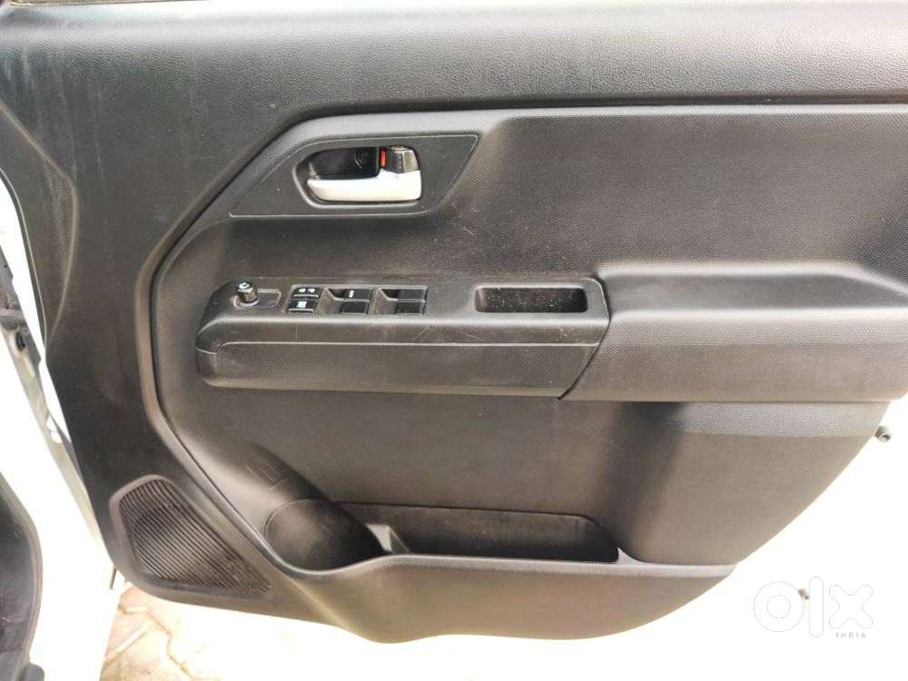 Maruti Suzuki Wagon R 1.0 Vxi Ags, 2020, Petrol