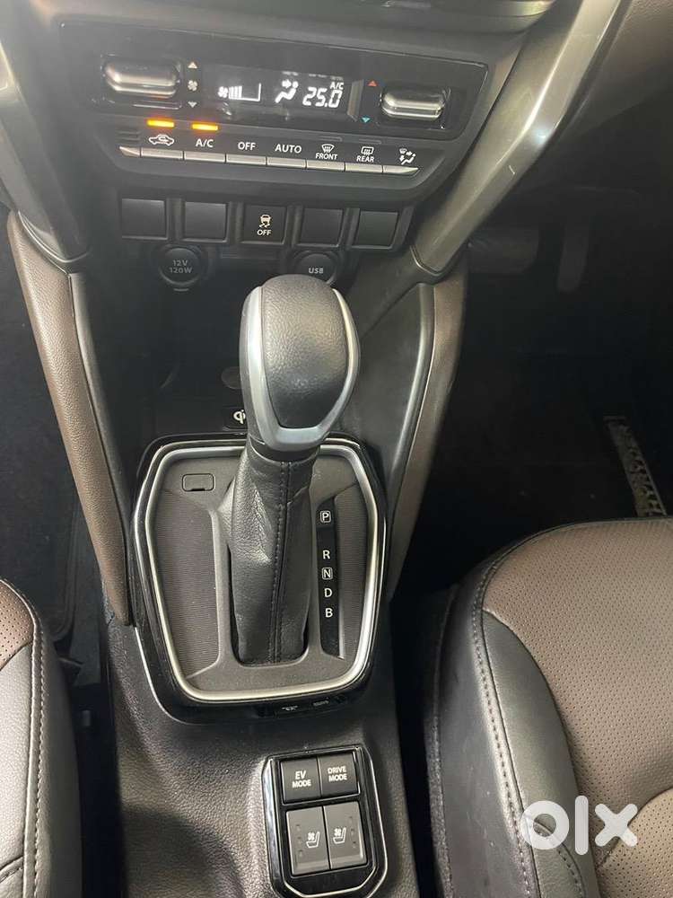 Toyota Urban Cruiser Hyryder 2025 Petrol Hybrid 2000 Km Driven