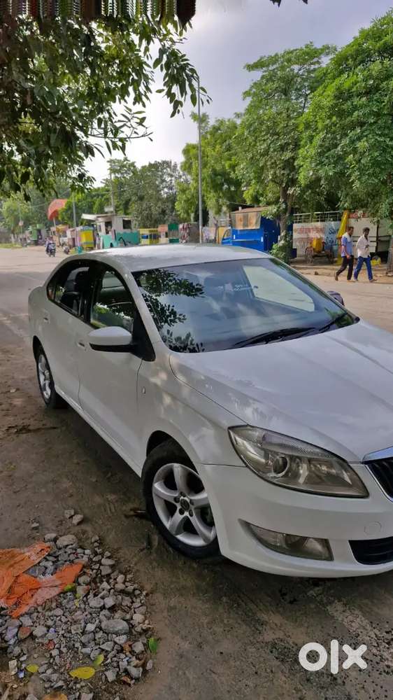 Skoda Rapid Elegance Tdi 2015