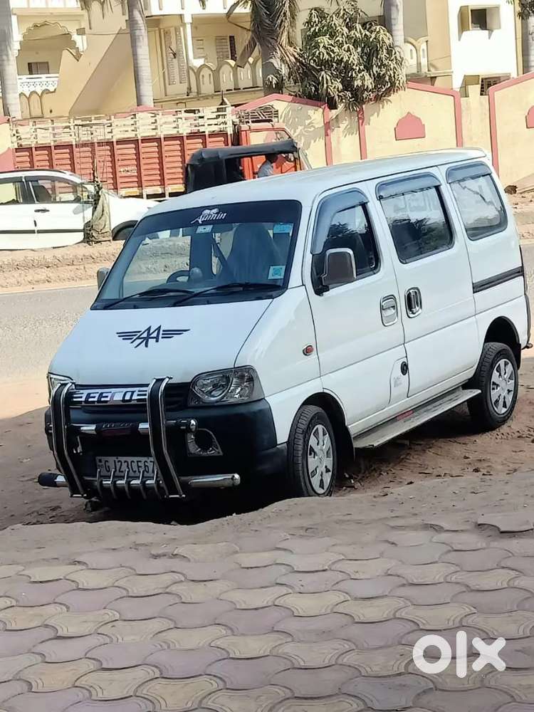 Maruti Suzuki Eeco 2023 Variant 5 Str Ac Cng