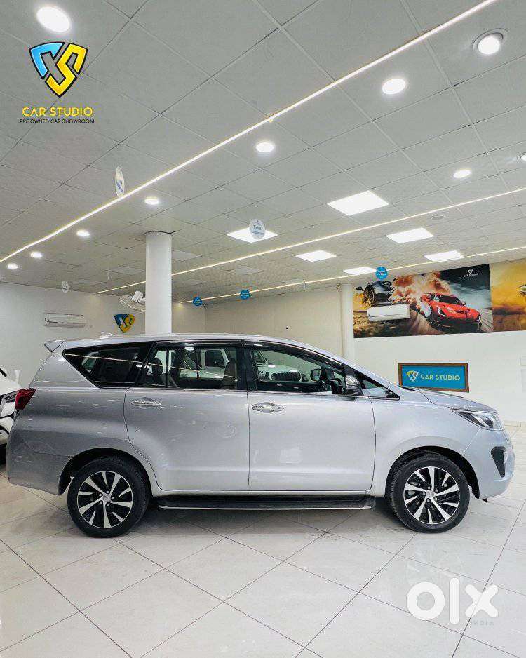 Toyota Innova Crysta [2020-ongoing] 2.4 Zx 7 Str, 2022, Diesel