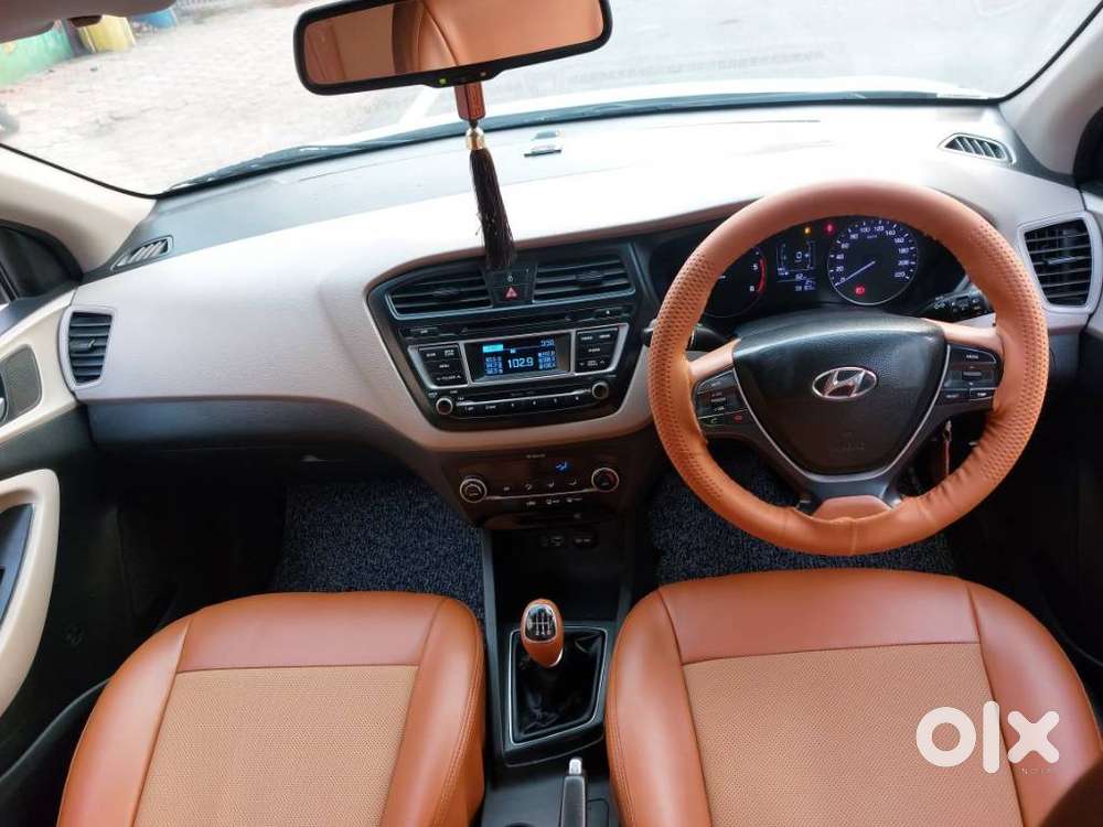 Hyundai I20 Sportz Plus Dual Tone, 2015, Diesel