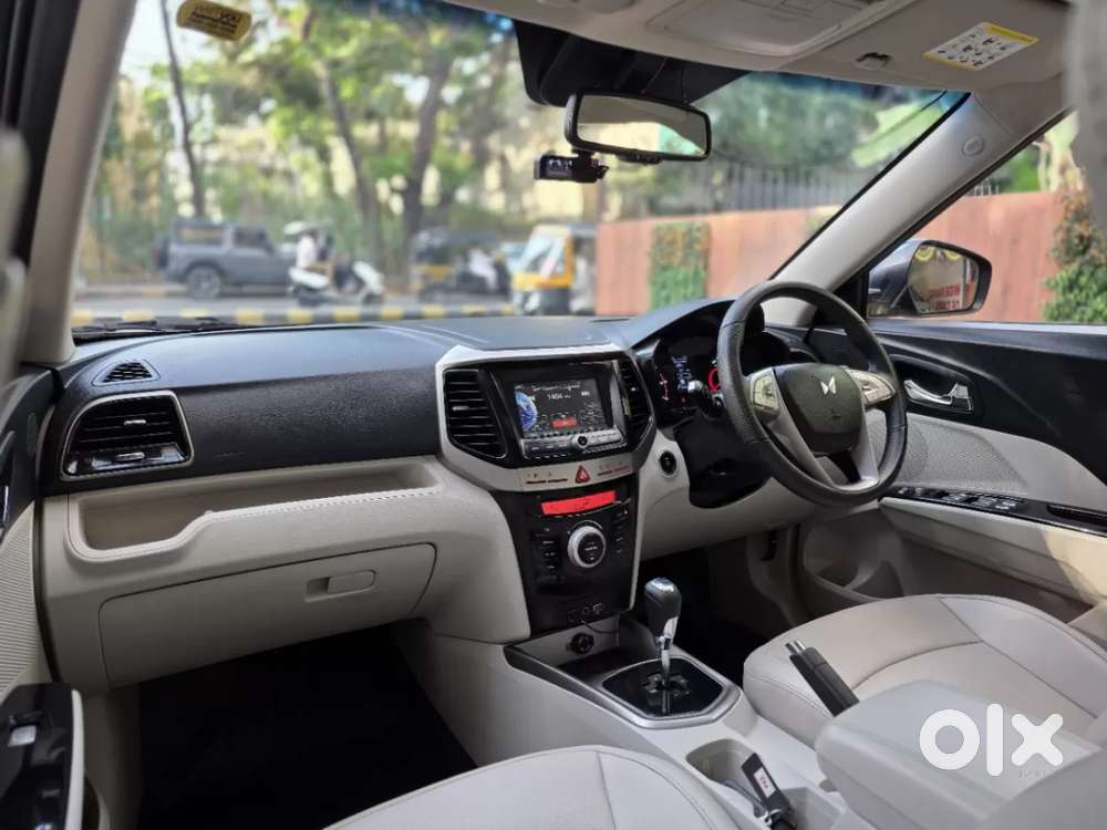 Mahindra Xuv300 W8 (o) 1.5 Diesel Amt, 2022, Diesel