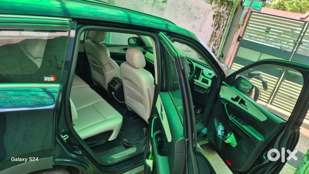 Mahindra Xuv700 November 2021 Year