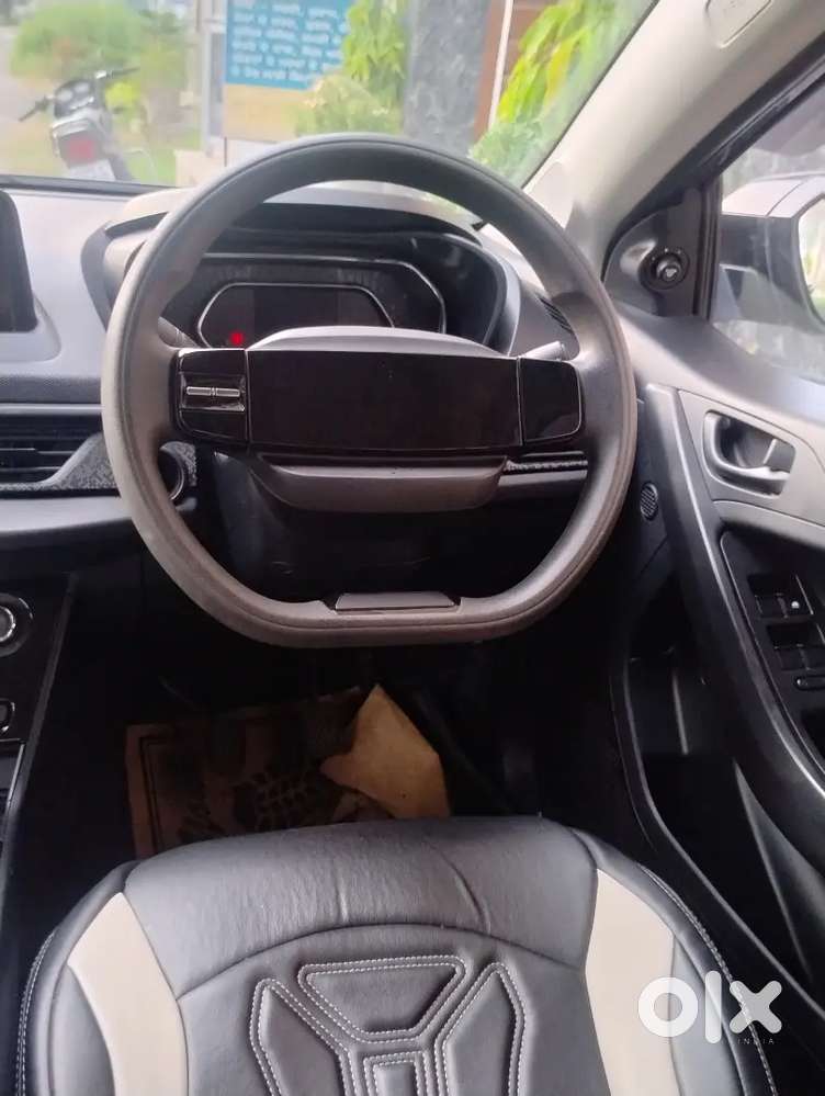 Tata Nexon Smart Petrol 2024