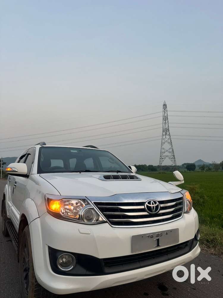 Toyota Fortuner 2013 Diesel Well Maintained