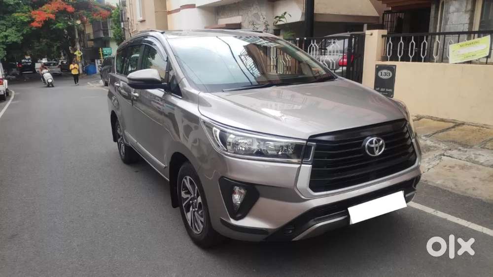 Toyota Innova Crysta 2.4 G Mt 7 Str, 2022, Diesel