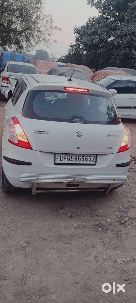 Maruti Suzuki Swift Vxi + Manual, 2013, Petrol