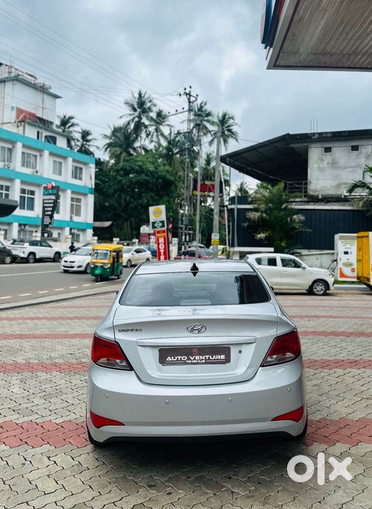 Hyundai Verna Fluidic 1.6 Vtvt, 2015, Petrol