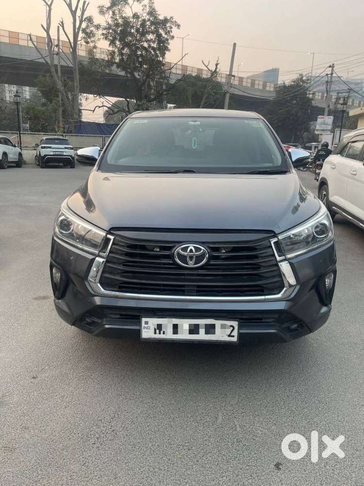 Toyota Innova Crysta 2.8z Automatic, 2022, Diesel