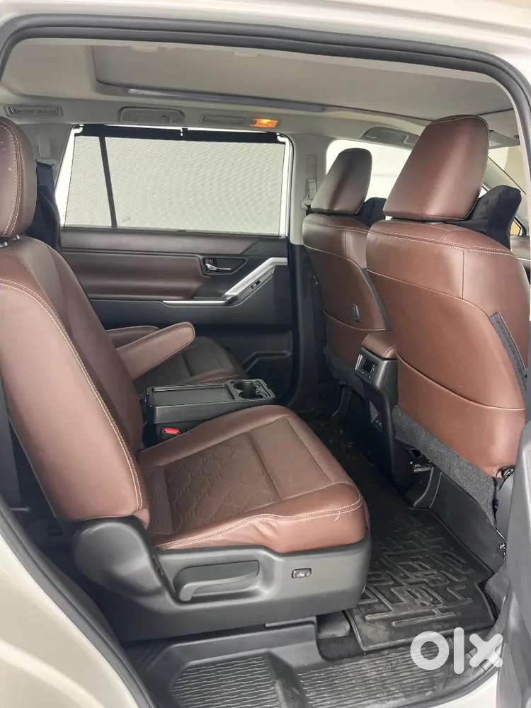 Toyota Innova Hycross 2024