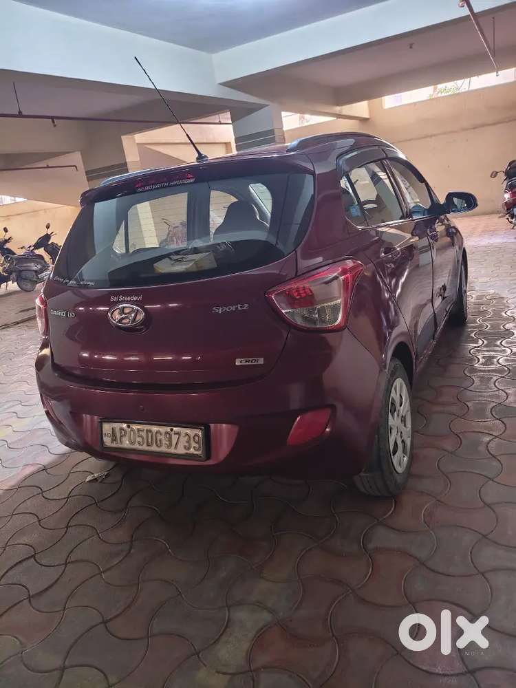 Hyundai Grand I10 Sportz 2015