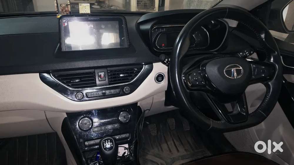 Tata Nexon 2021 Top Model Xz+ Petrol Well Maintained