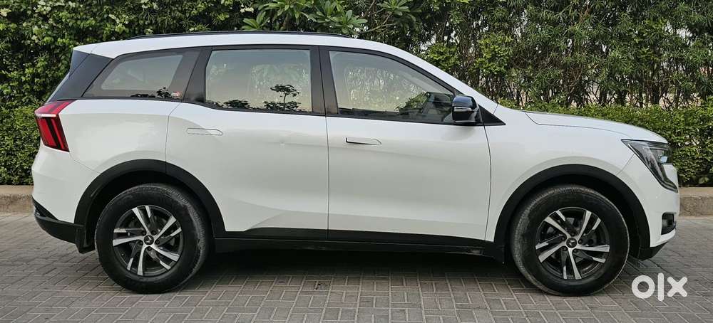 Mahindra Xuv700 2.2 Ax 5 Diesel Mt 7 Str, 2023, Diesel