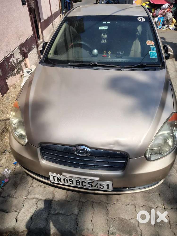 Hyundai Verna 2010 Petrol Manual