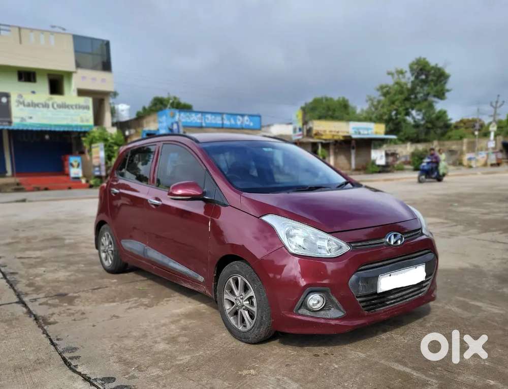 Hyundai Grand I10 2015 Petrol 98000 Km Driven