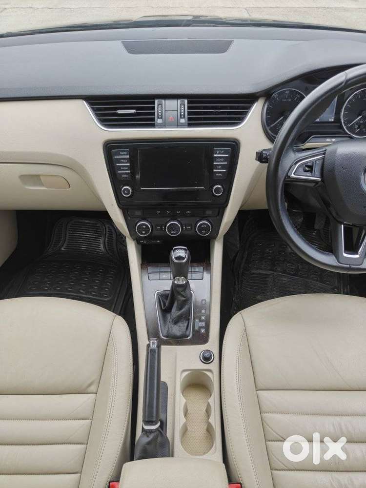 Skoda Octavia 1.8 Tsi Style Plus At, 2015, Petrol