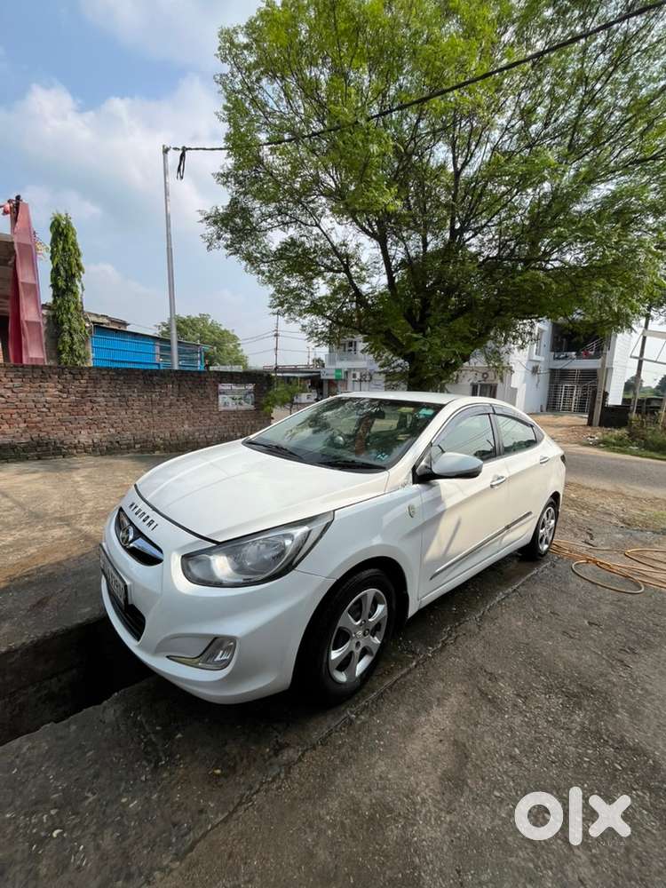 Hyundai Fluidic Verna 2012 Petrol Good Condition
