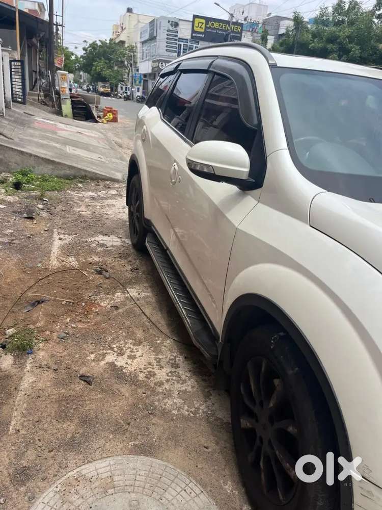 Mahindra Xuv500 2.2 W11 2019