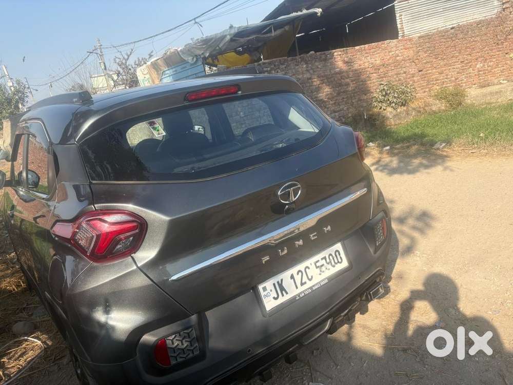 Tata Punch 2023 Petrol 400000 Km Driven