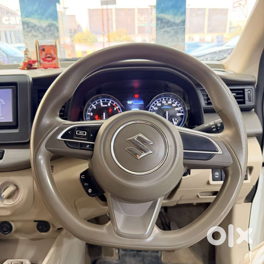 Maruti Suzuki Ertiga 1.5 Vxi, 2023, Petrol