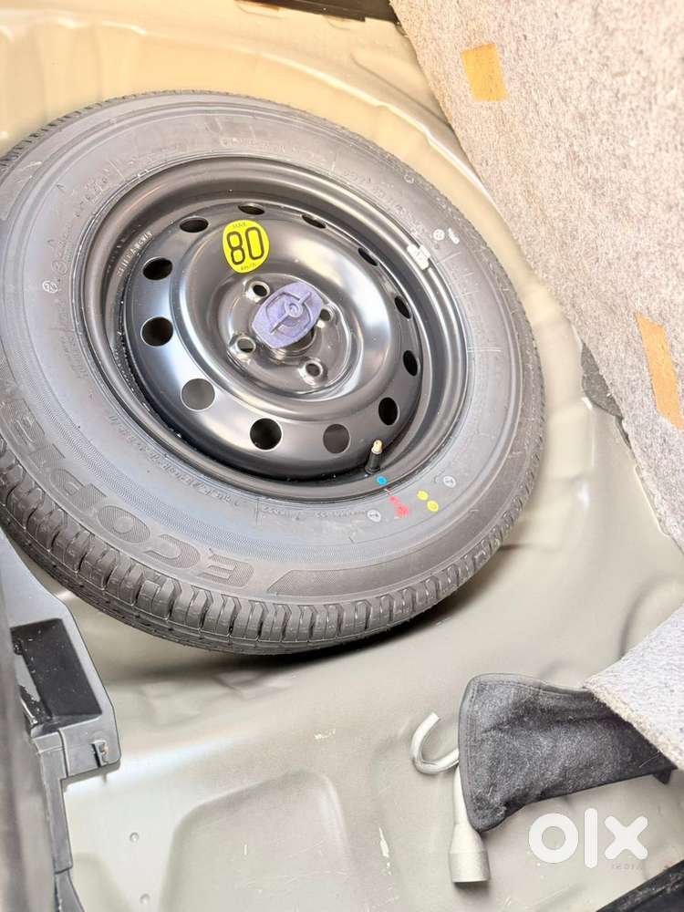 Maruti Suzuki Swift, 2023, Petrol