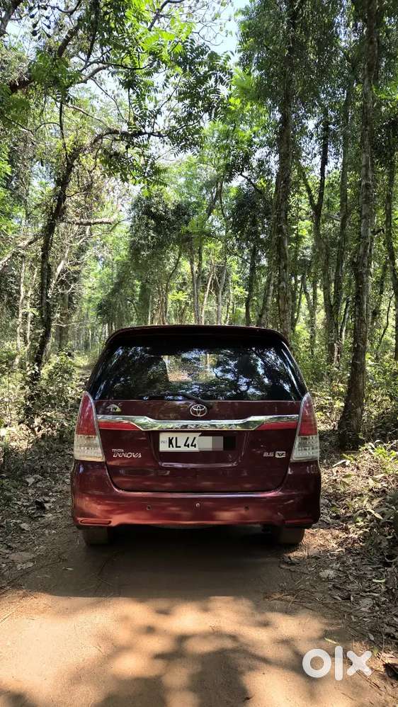 Toyota Innova For Sale - Clean, Powerful & Trusted!