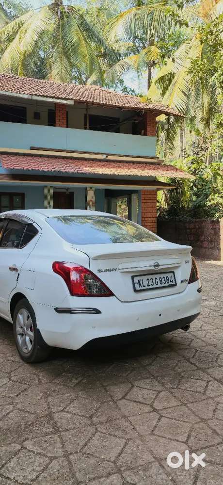 Nissan Sunny 2013