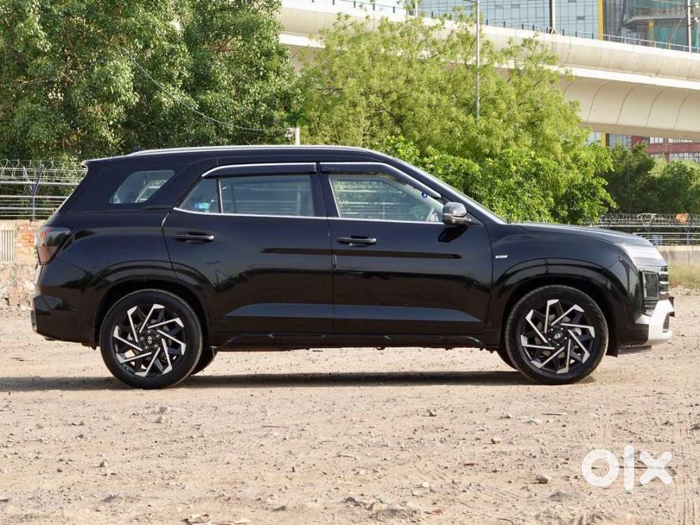 Hyundai Alcazar Signature 1.5 Petrol Dct 7str, 2025, Petrol
