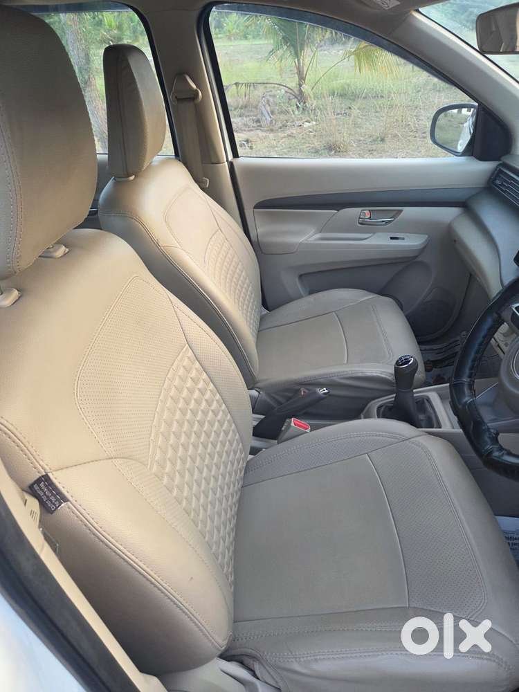 Maruti Suzuki Ertiga Vxi Shvs, 2025, Petrol