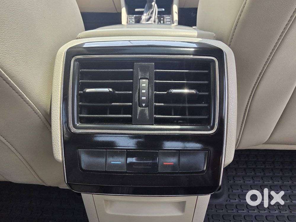 Skoda Superb Laurin And Klement 1.8, 2018, Petrol