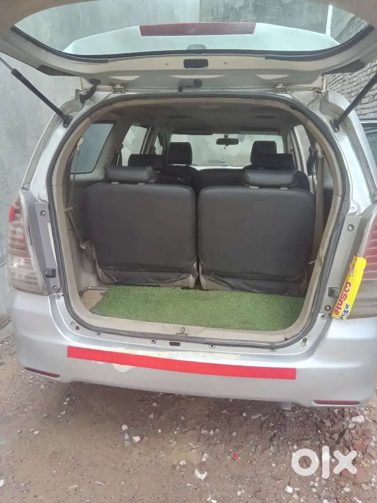 Toyota Innova 2010 Diesel 224000 Km Driven