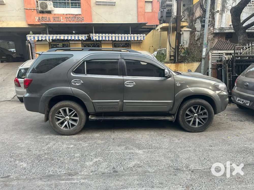 Toyota Fortuner 2010 Diesel 4x4