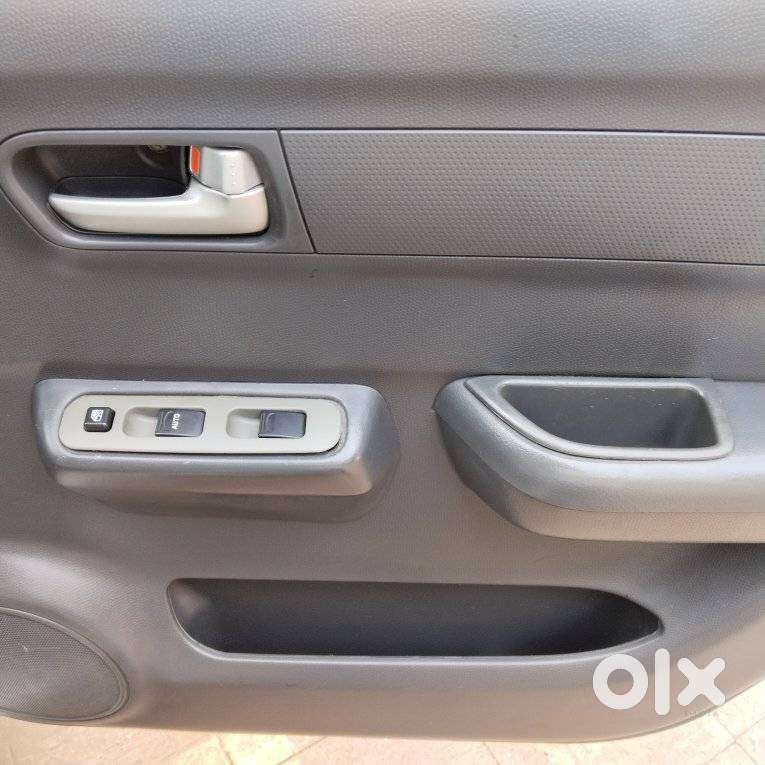 Maruti Suzuki Swift Lxi Bsiv, 2007, Petrol