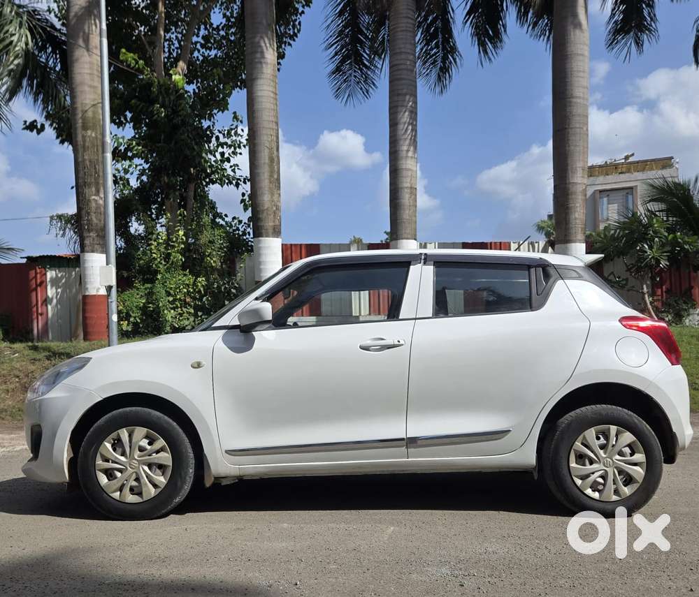 Maruti Suzuki Swift Vxi, 2017, Petrol