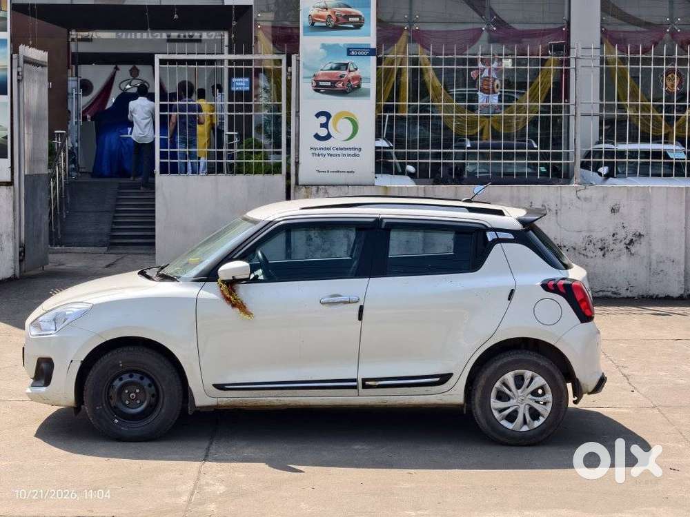 Maruti Suzuki Swift 1.2 Vxi (o), 2021, Petrol