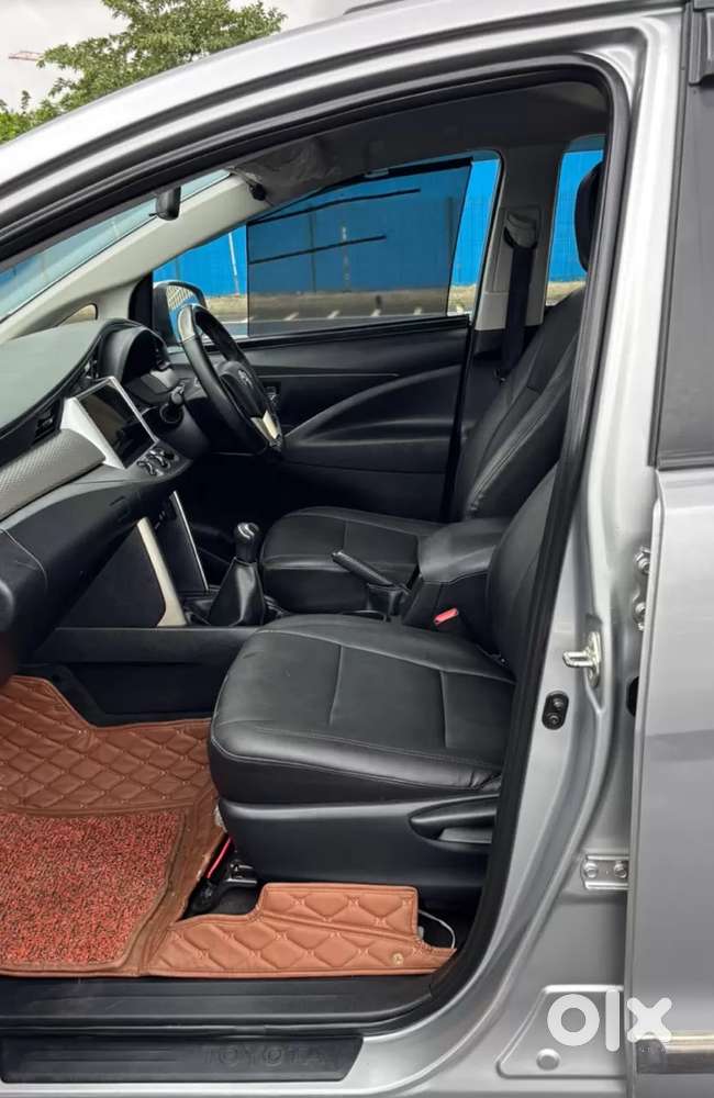 Toyota Innova Crysta [2020-ongoing] 2.4 Gx 8 Str, 2018, Diesel
