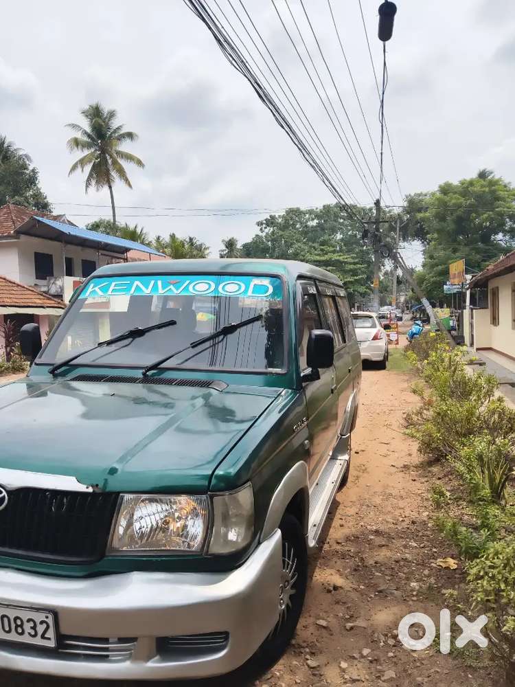Toyota Qualis 2000 Diesel Well Maintained