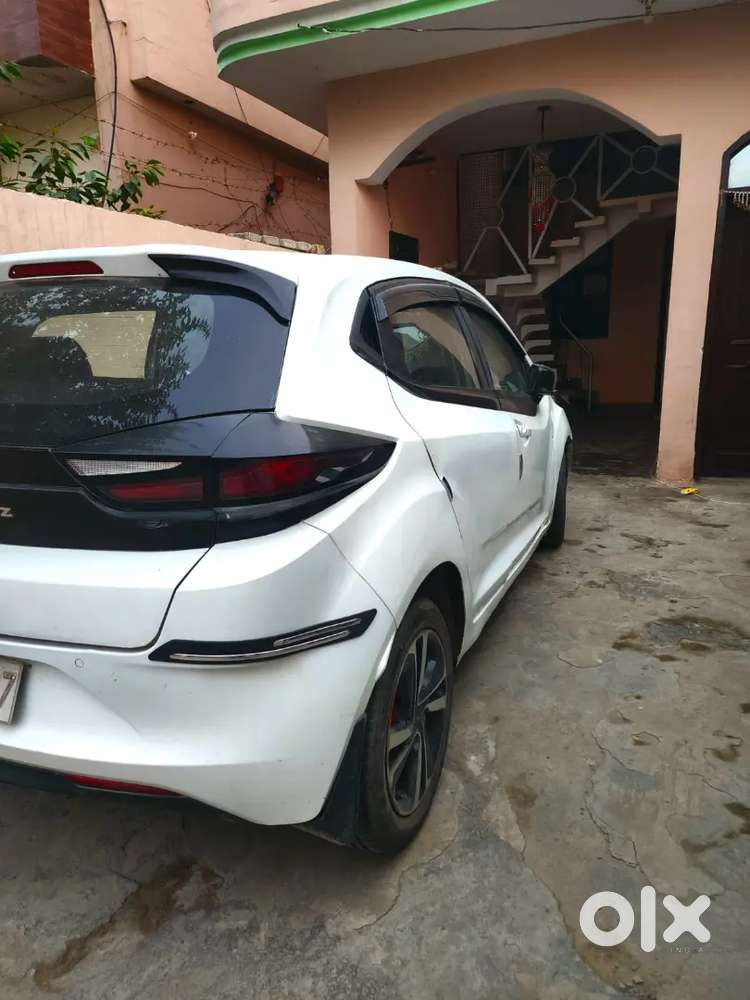 Tata Altroz 1.2 Petrol 2020