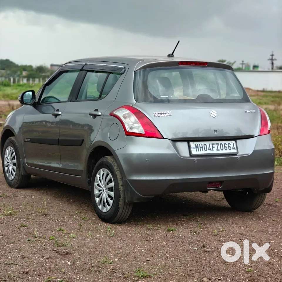 Maruti Suzuki Swift Vxi, 2012, Petrol