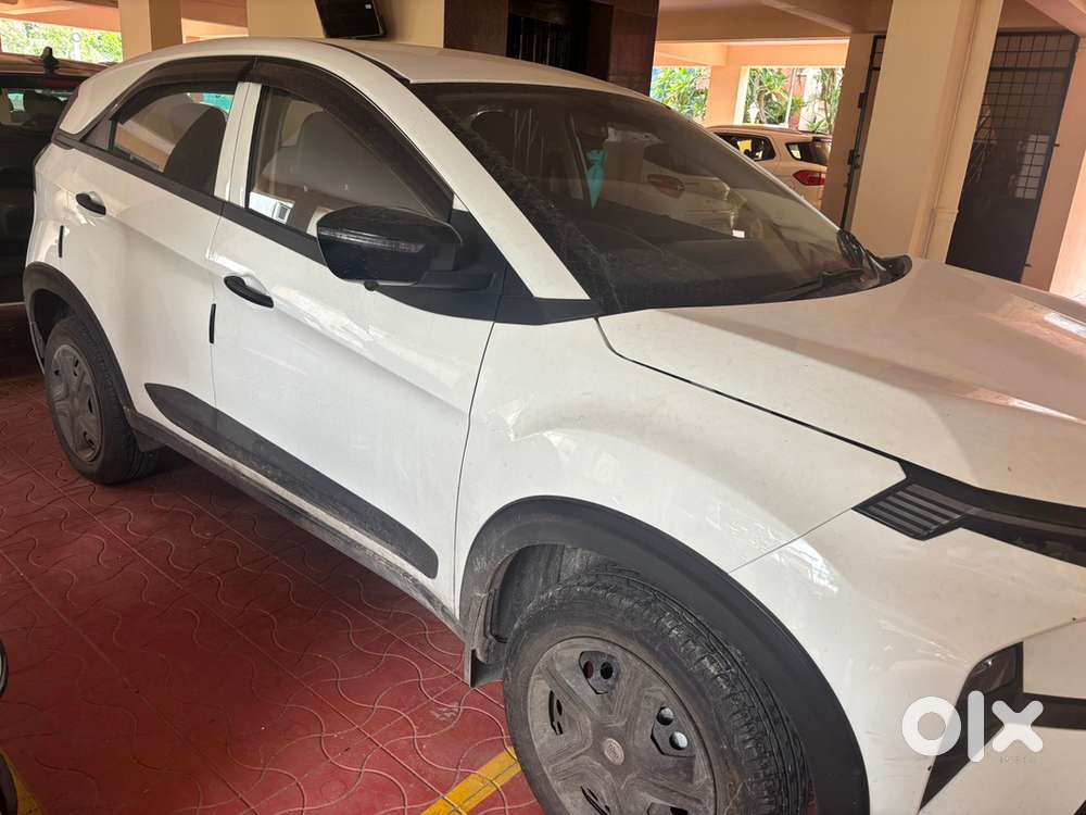 Tata Nexon Smart Plus Amt 2024
