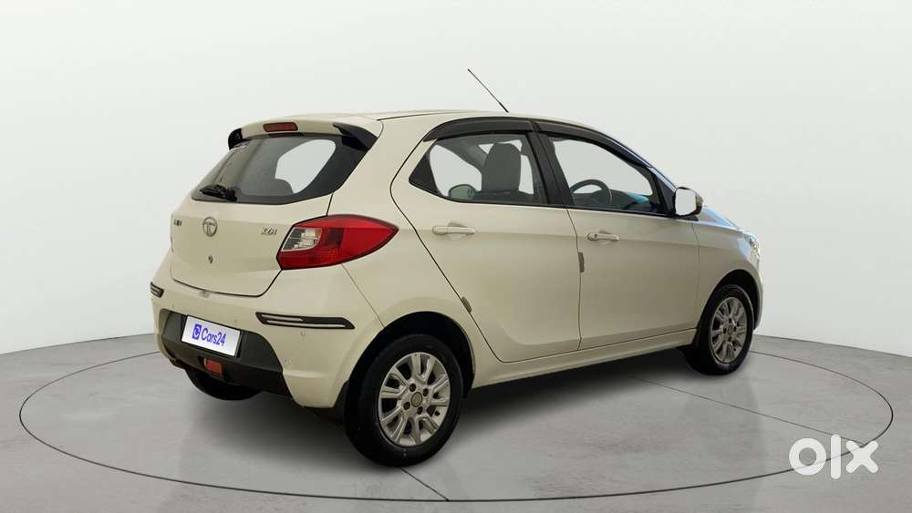 Tata Tiago 1.2 Revotron Xza, 2018, Petrol