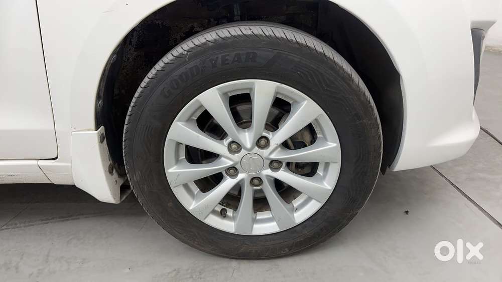 Maruti Suzuki Ertiga 1.5 Zxi, 2013, Petrol