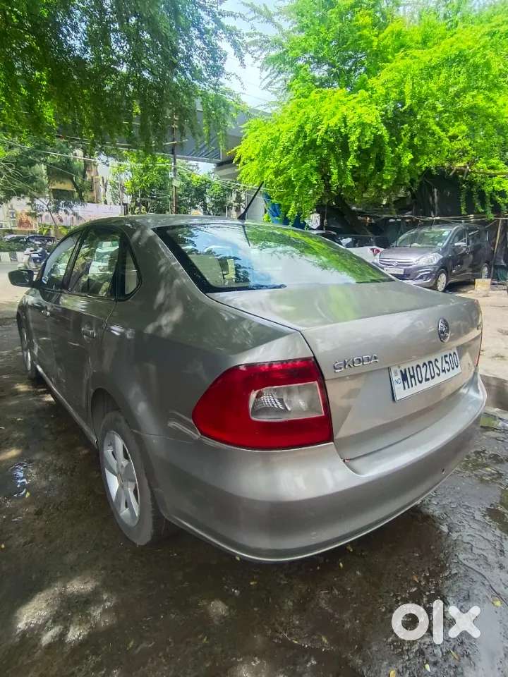 Skoda Rapid 1.6 Mpi At Elegance, 2014, Petrol